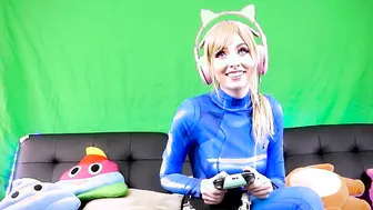 Cosplay cunt with mouth Fucks Huge Penis Dude During Live Stream