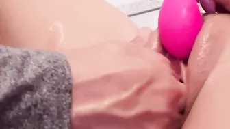 Almost porn video – FISTING: I try for the first time with a real
