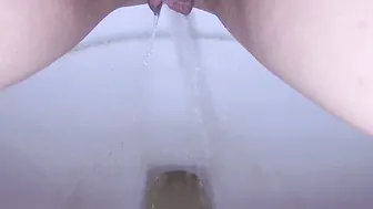 Closeups porn video – Morning piss inside kinky restroom bowl