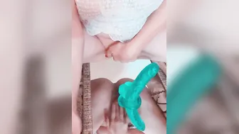 Goddess toes and masturbation into the mirror