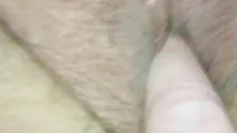 Finger Bang lusty cougar snatch one