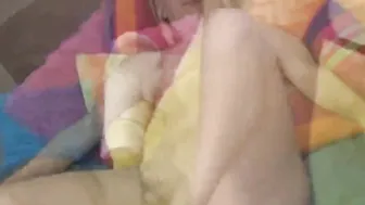 Liz Ebony Teenage offer a head and masturbates her friend