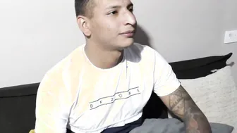 I ASK TO MY NEIGHBORS FOR SALT AND SHE OFFER ME A NICE BJ AND SCREWED