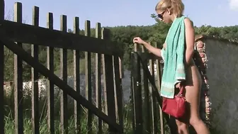 Mature man toying eighteen bimbos outside
