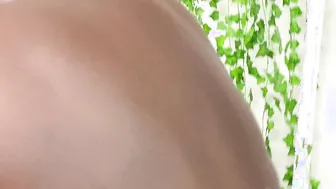 DRIPDROP: MYLISSA STRETCHES HER TONGUE TO SUCK YOU OFF WHILE SHE GETTING FUCK