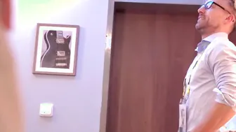 18 Year Old and Goddess ORAL SEX duo 3 way banged and licked into hostel room