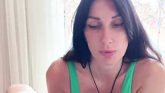 Hottie Stepmom begs to suck. Crazy talk and subtitles