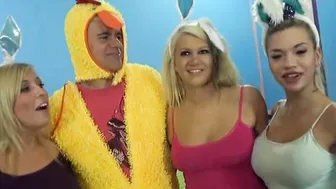 Pounded A Fan – eastern accountant Kevin bangs Bibi Noel Layla Price  Heidi Hollywood on Easter