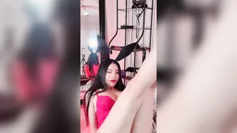 Pose porn video – I moved from China to do porn. Pose gorgeous milky