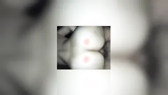 Trovo la donna delle pulizie a masturbarsi scopata fantastica