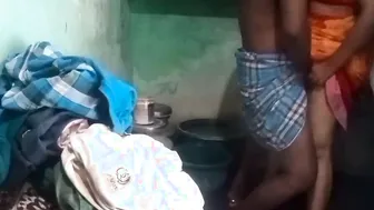 Tamil priya aunty toilet sex