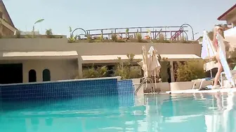 Slutty wifey gave her butt to a stranger on vacation