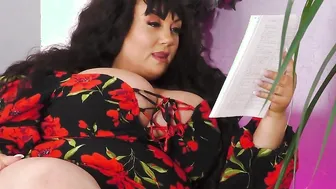 Old BBW with huge saggy boobies and hungry for sex