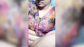 Young women is bathing into restroom. Hottie women is finger bang