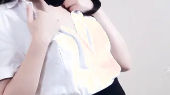 Ebony silk OL near the wechat about the gun