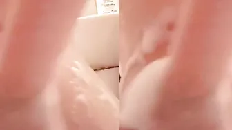 I BRUSH MYSELF INTO THE WC SHOWING MY BOOBIES AND