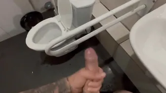 Crazy bathroom for the disabled