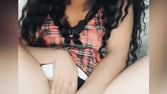 Milf makes it rain with her creamy tight twat