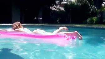 Cutie Summer Day Makes Jonni Hennessy Lusty and Ready for Some Dicking