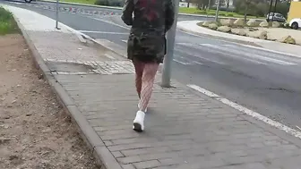 He practically didnt know ANYTHING about sex... Until he seen Lydia the cougar