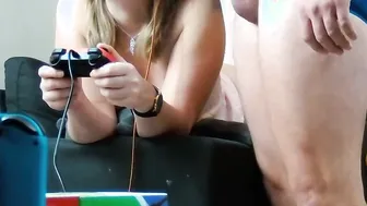 Bro porn video – Gamer bimbos Nini Divine love huge penis step dude