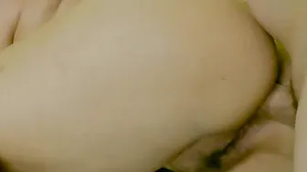 fuck a cougar while she was cooking me dinner