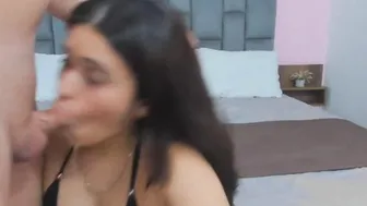 Sexy Babe Doing Hard Blowjob And Deepthroat