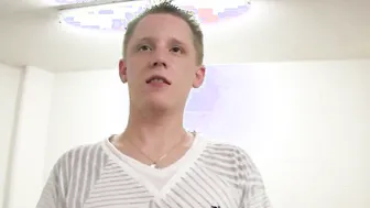 Sie will nur seinen Schwanz die mannes entjungferung