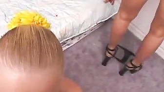 3-way with blonde and dark hair features Beauty oral and fucking