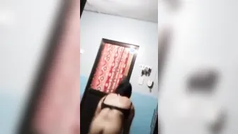 My Finger Bang Into My Cunt To Masturbate And Finally Cum