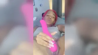 African  squirting  solo