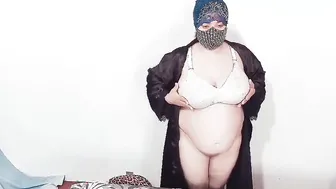 Arabic Huge Titties Milf Mastrubate With Vibrator