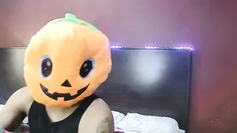 HONEY COSPLAY ROOM --MR.PUMPKIN THE PRINCESS ..PT.one