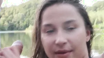 Bitch on the beach : Stranger women blown me inside outdoor