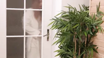 Lesbea Spying dyke European babes Alba Lala and Mali Ubon