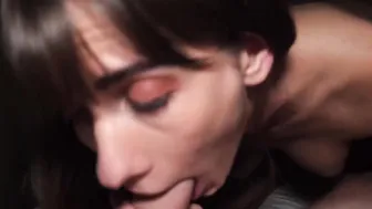 Super 19 year old Lili Charmelle fucks on the first date and getting a jizzed on her chest