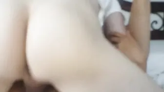 Stepsister was watching movies and let him fucked her tight