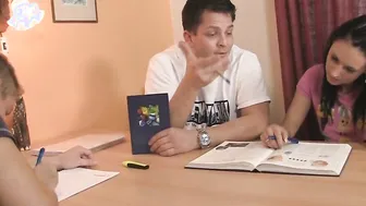 His cheating GF gets cunt licked before dick riding