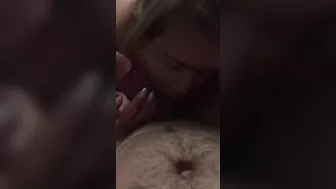 Mami Chupa y Lo Hace Bien