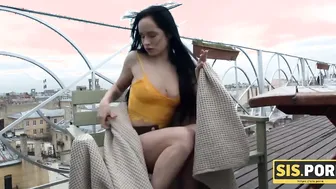 SIS. PORN. Slutty miss Juicy Leyla give twat to her