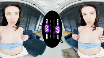 Brunette searches for a solo orgasm