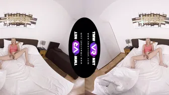 Exciting porn video – Spicy surprise under the blanket