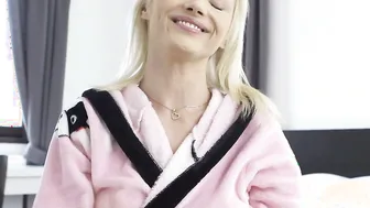 One-actress sex show