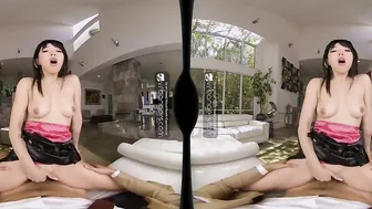 VR Conk Elle Lee as Yor Forger inside Spy X