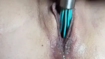 Stepmom squirts 