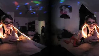 Moxi teases and edges inside VR - MoxiBluez