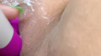 STEPMOM ALONE AT HOME IS SECRETLY FILMED WHILE MASTURBATING PART