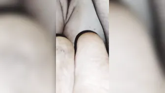 Bull Pumps sperm nuts deep inside cervix