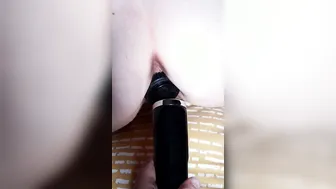 Enjoys my fiances huge butt