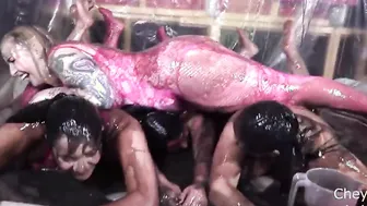 WAM four women messy gunge play